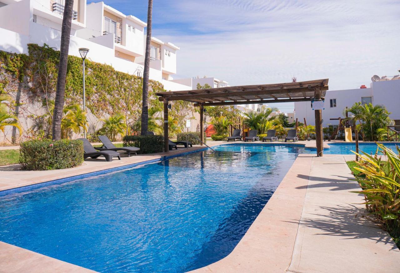 Villa Casa En Privada Frente A La Playa Con Alberca! Mazatlán Exterior foto
