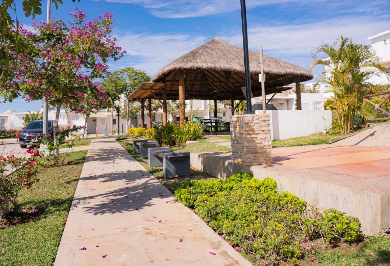 Villa Casa En Privada Frente A La Playa Con Alberca! Mazatlán Exterior foto
