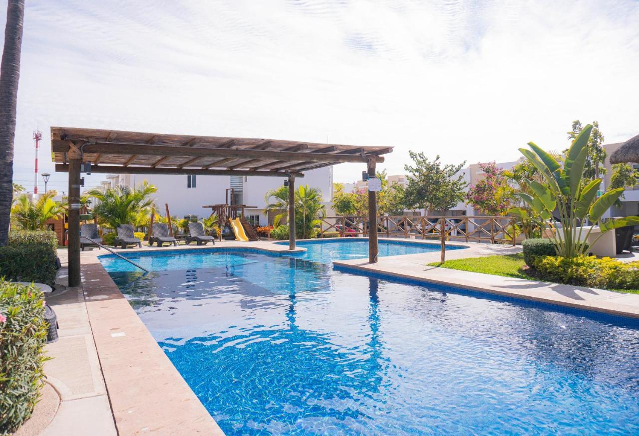 Villa Casa En Privada Frente A La Playa Con Alberca! Mazatlán Exterior foto
