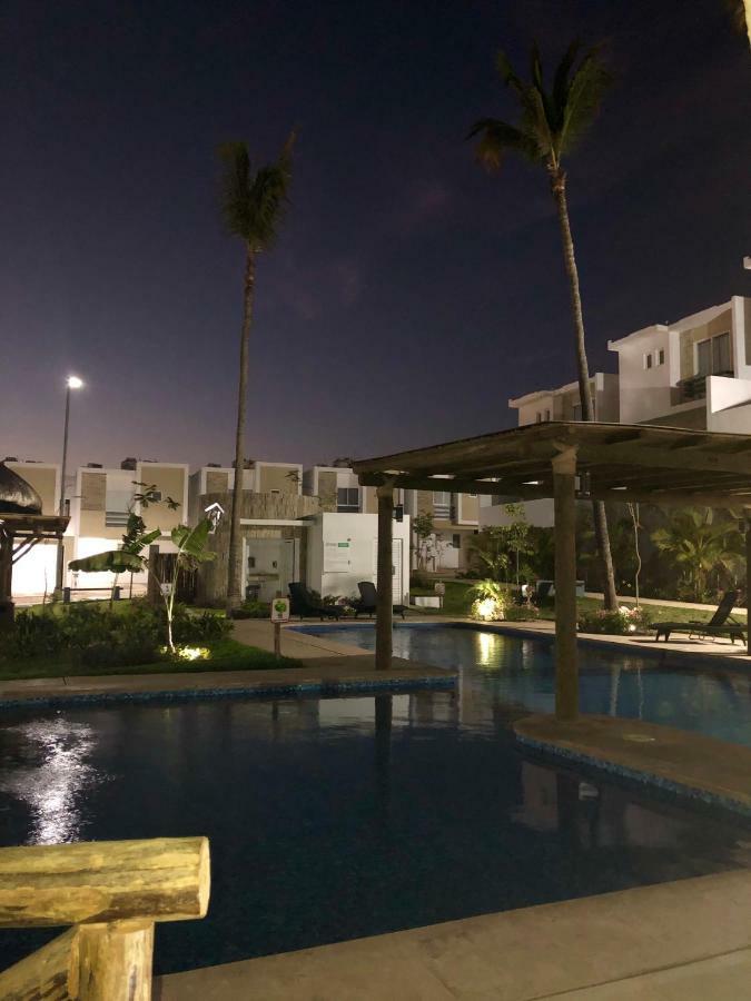 Villa Casa En Privada Frente A La Playa Con Alberca! Mazatlán Exterior foto